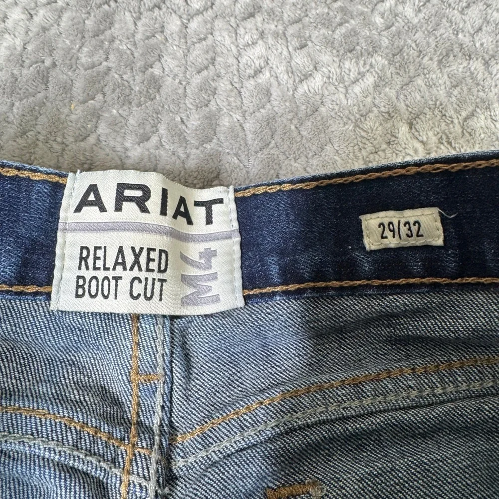 Ariat M4 Relaxed Boot Cut Jeans Mens 29x32 Medium Wash Denim Western Pants